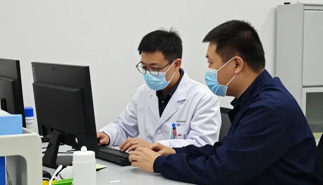 智能健康监测系统全流程跟进：医疗技术企业须知